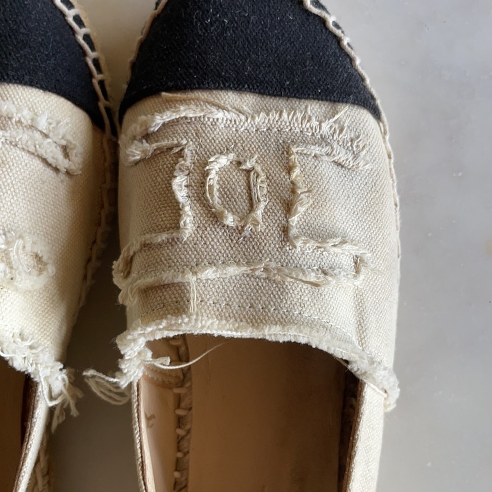 Espadrilles - Picture 2 of 4
